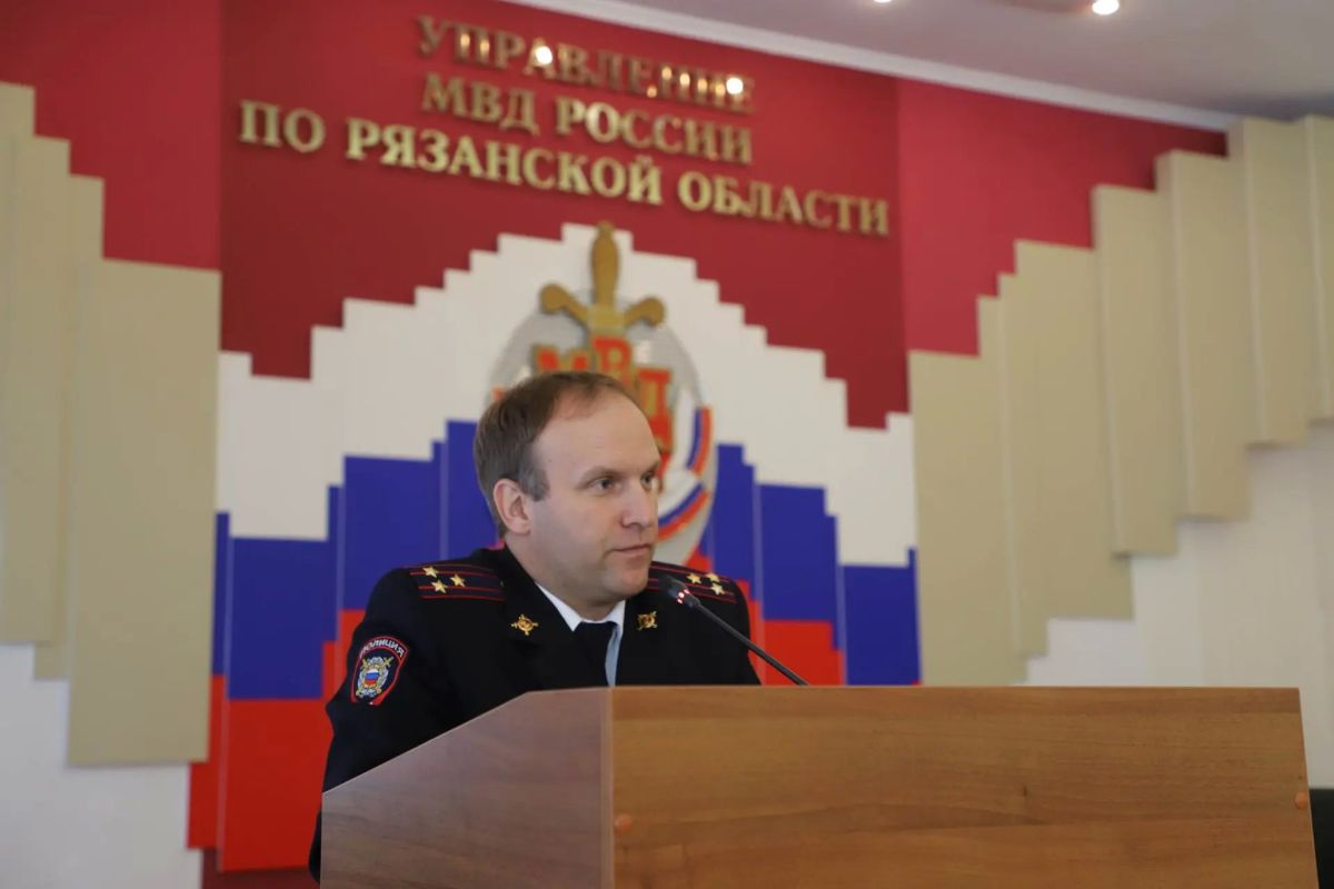 В Рязани состоялось торжественное мероприятие, посвящённое 108й годовщине со дня образования кадровой службы МВД России В Рязани состоялось торжественное мероприятие, посвящённое 108й годовщине со дня образования кадровой службы МВД России