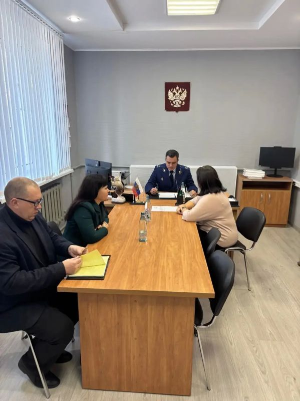 Первый заместитель прокурора области Антон Шумский провел личный прием граждан в Рыбновском муниципальном округе Первый заместитель прокурора области Антон Шумский провел личный прием граждан в Рыбновском муниципальном округе