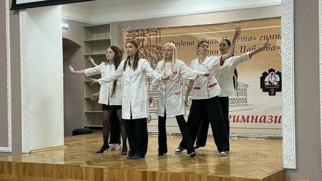 В рязанской школе открылся новый профильный медицинский класс В рязанской школе открылся новый профильный медицинский класс