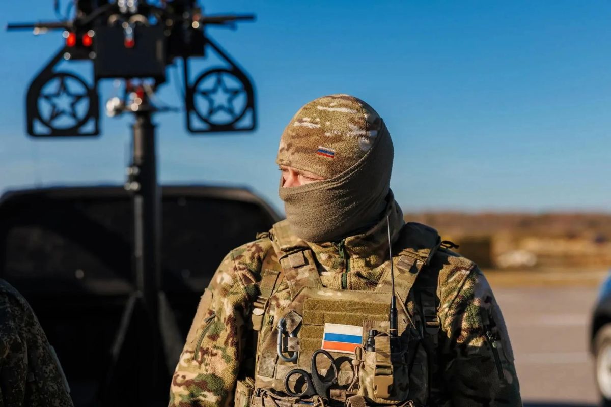 Павел Малков: Встретился с бойцами мобильных огневых групп Павел Малков: Встретился с бойцами мобильных огневых групп