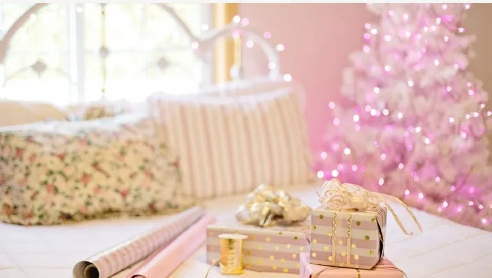 ������� � �������� �����������: Avon ���������� ���������� ������, ����������� ������� ������