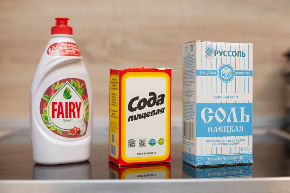 Соль в средстве для мытья посуды: неожиданный и удивительный эффект